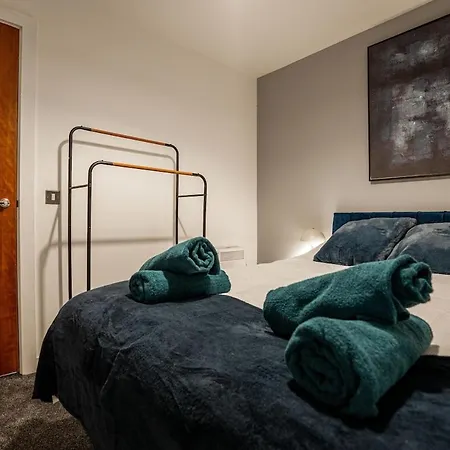 14th Floor 2-bed With Stunning Views Leeds (West Yorkshire)